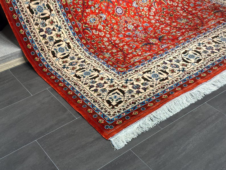 7x10 Red Oriental Rug / Silk And Wool Area Rug / Oriental Red Rug / Soft Silk Unique Rug / Top Quality Rug / Rug For Palace / Unique Carpet