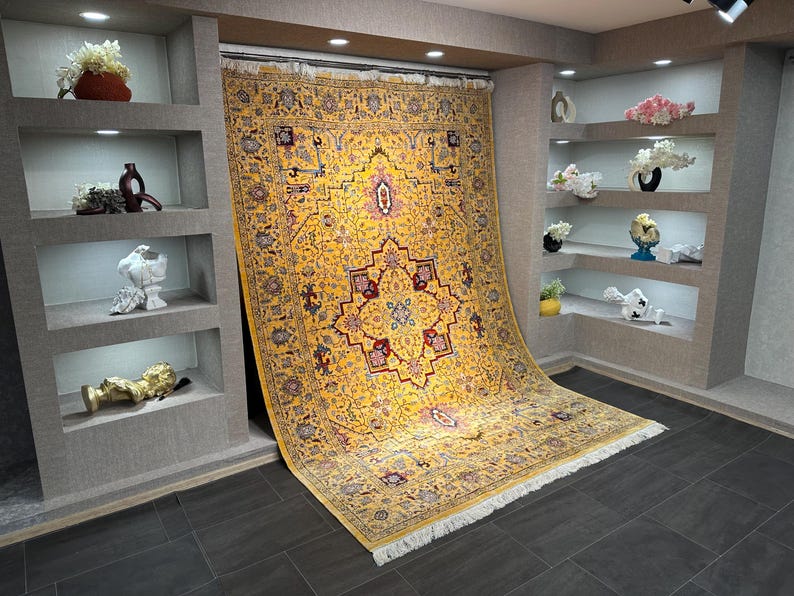 7x10 Yellow Area Rug / Living Room Rug / Top Quality Rug / Silk And Wool Rug / Soft Yellow Rug / Super Fıne Area Rug / Area Rug / Silk Rug